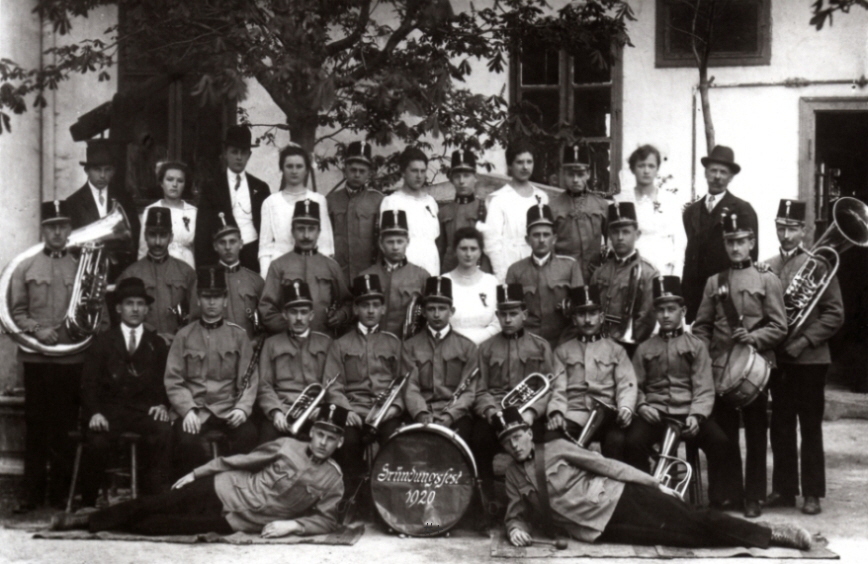 Arbeiter Musikkapelle Mllersdorf 1920