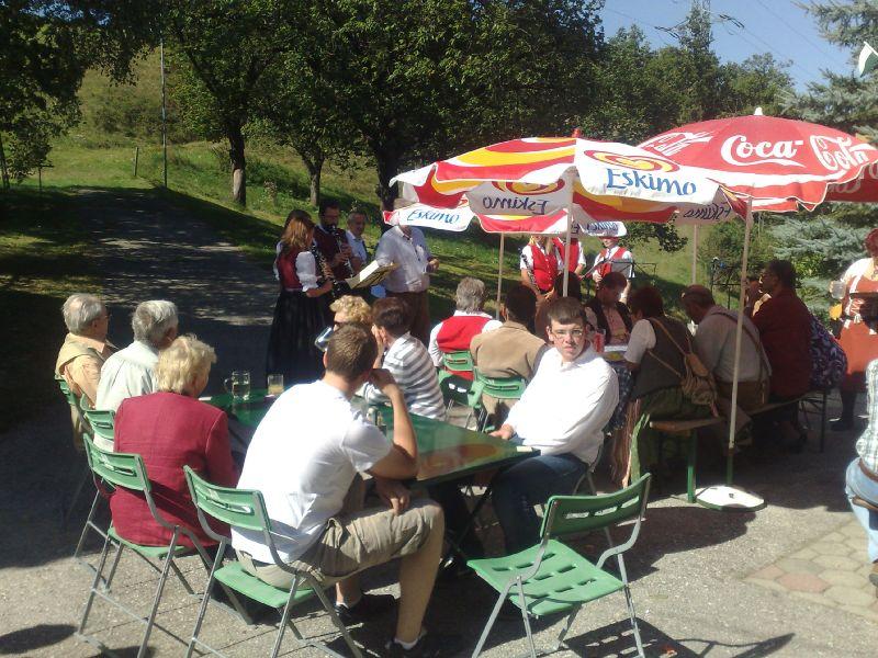 Weisenblasen auf Susi`s Berggasthof