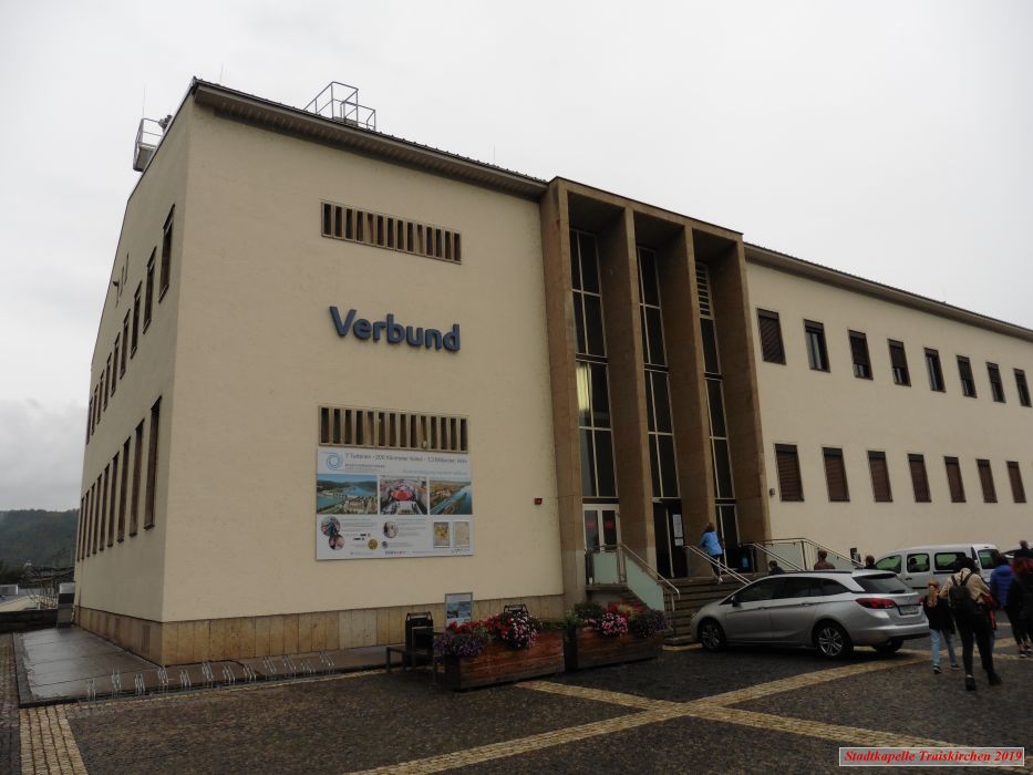 Ausflug zur Donau und ins „Haubiversum“